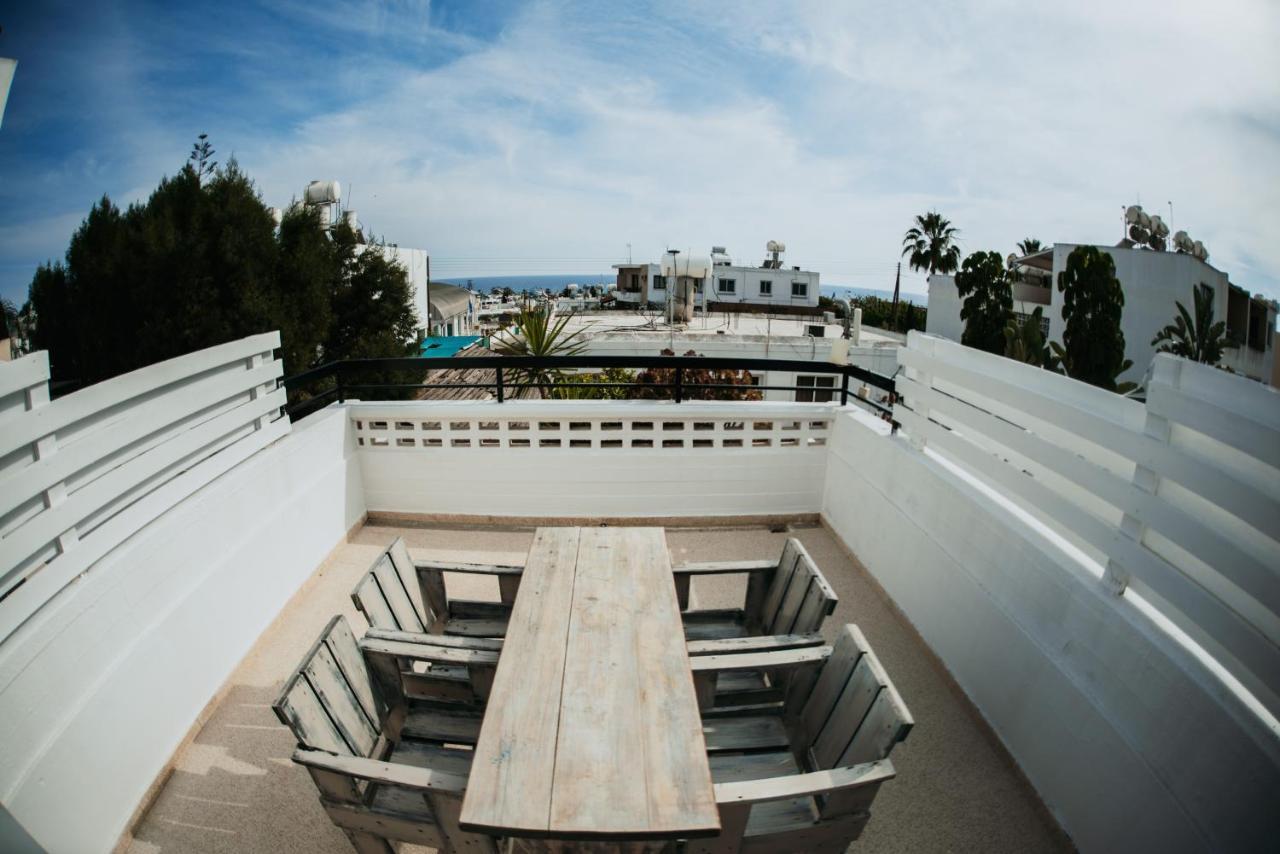 Ovis Hotel Apartments Ayia Napa Exterior foto